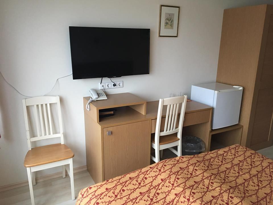 Carolina Hotel Пярну Экстерьер фото
